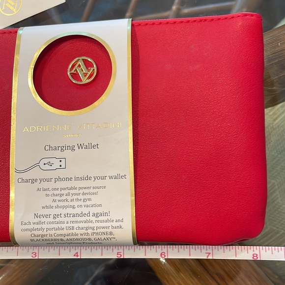 Adrienne Vittadini NWT Charging Wallet Red with gold logo & zipper black lining - Picture 8 of 9